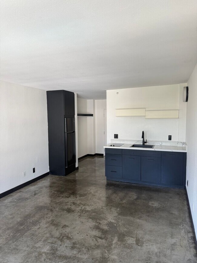 Interior Photo - The Flat at DTLA