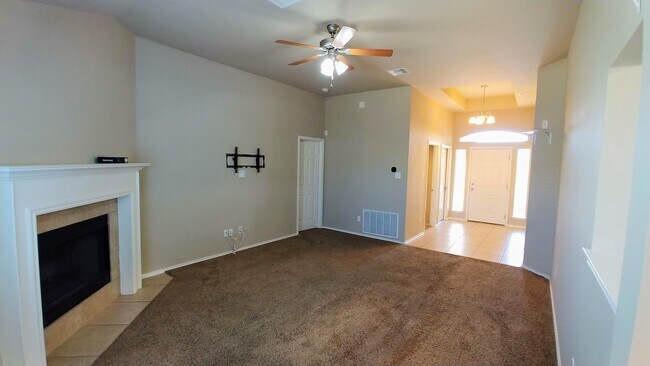 Vivienda y entrada - 1206 Abbey Rdg