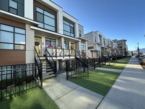 Building Photo - 45150 Thomas Rd