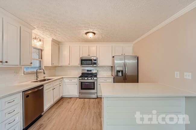 Foto del edificio - 2590 Mountain Brook Rd