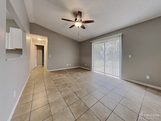 Foto del edificio - 3095 Branchville Dr