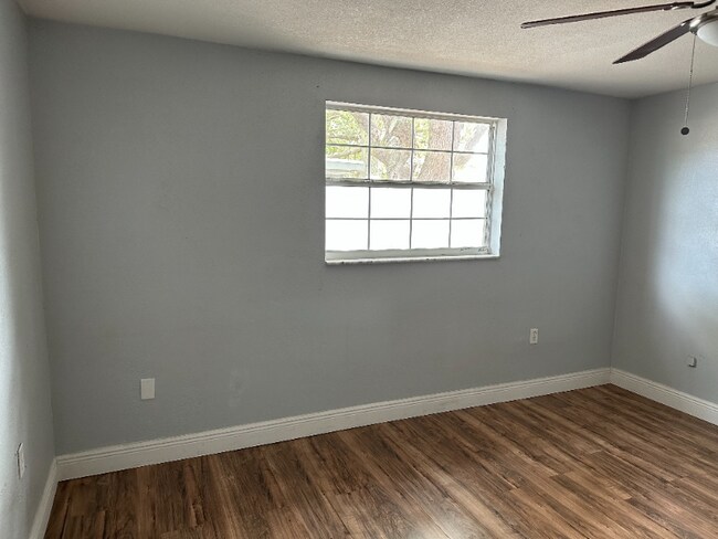 Foto del edificio - 1350 Brixton Ln