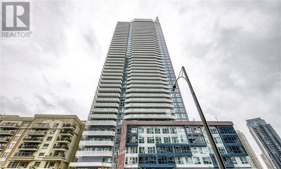 Photo principale - 4065-4065 Confederation Pkwy