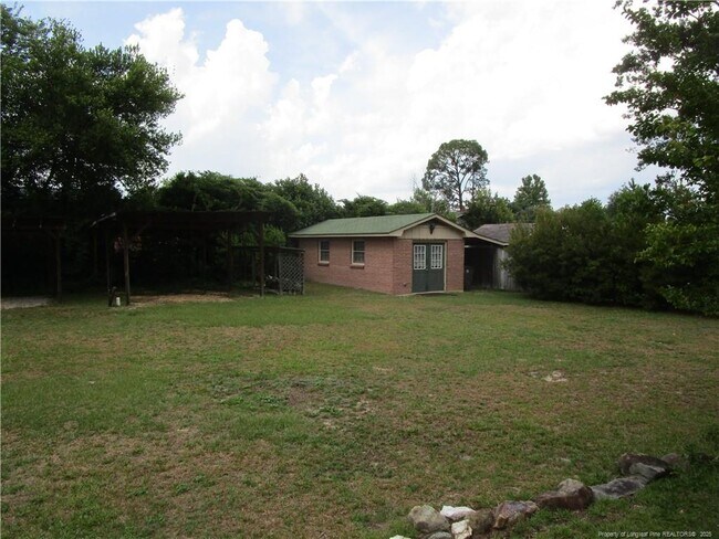 Foto del edificio - 615 Galloway Dr