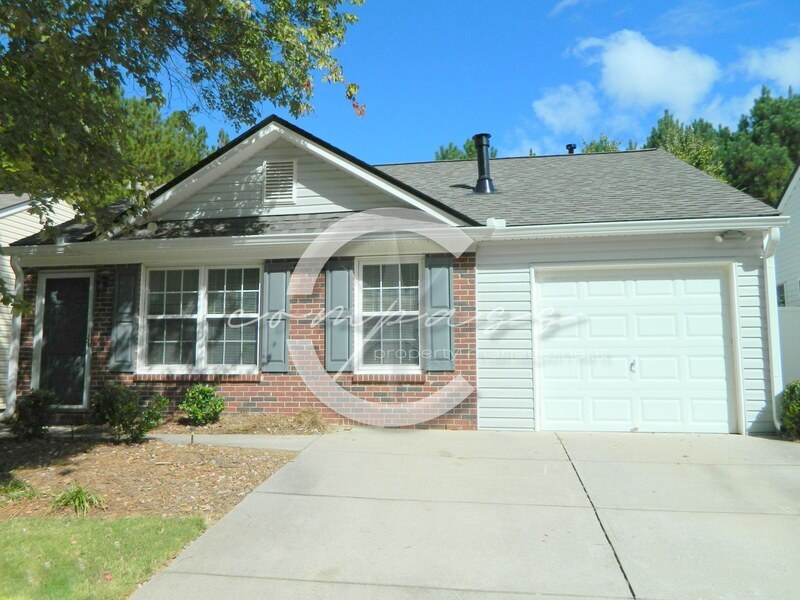 Foto principal - 167 Oak Grove Pl