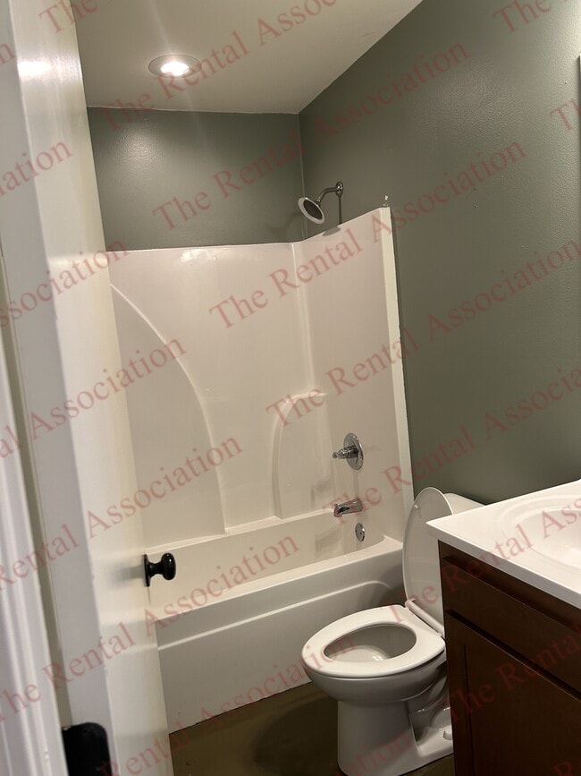 Building Photo - 185 Brownlee Rd