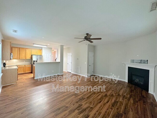 Foto del edificio - 631 Elm Ave