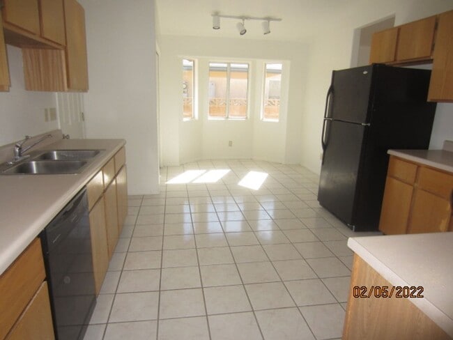 Foto del edificio - Comfortable & Attractive 3 Bedroom 2 Bath ...