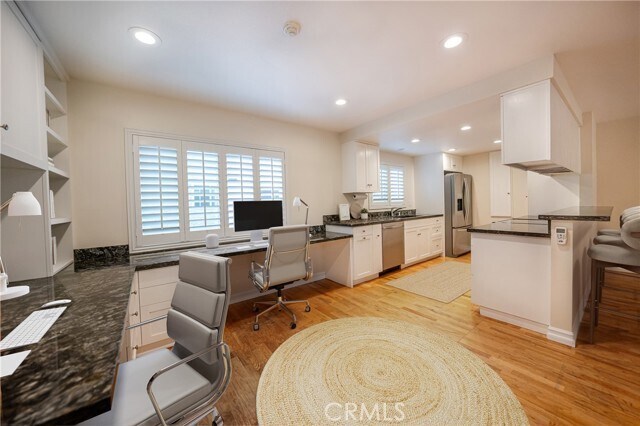 Foto del edificio - 514 Harkness Ln