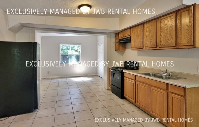 Building Photo - 10601 Biscayne Blvd