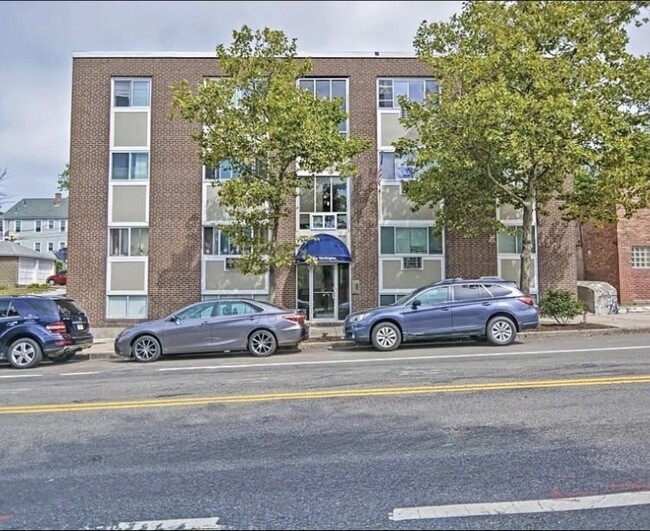 Building Photo - 461 Washington St