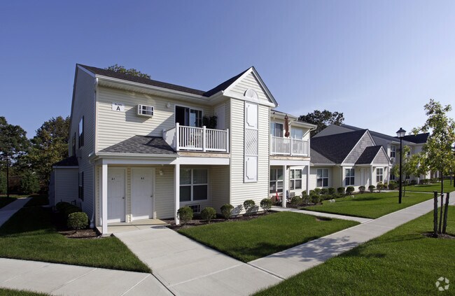 Foto del edificio - Fairfield Maples at No.Lindenhurst 55+ Senior