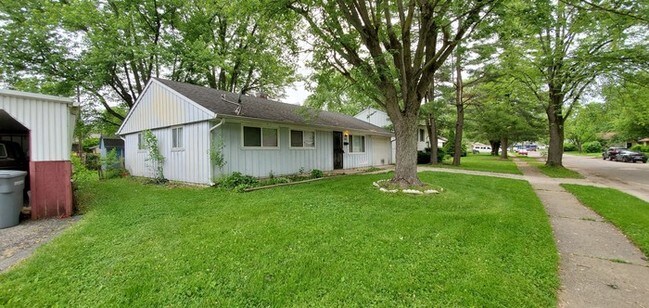 Building Photo - 3544 Macarthur Ln