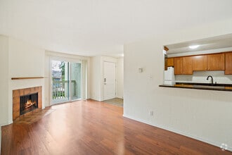 Building Photo - 9494 Redmond - Woodinville Rd NE