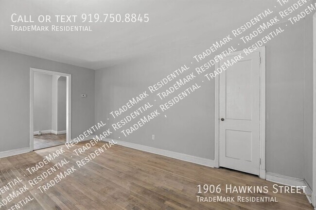 Foto del edificio - 1906 Hawkins St