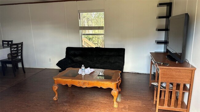 Foto del edificio - 23430 Bauer Hockley Rd