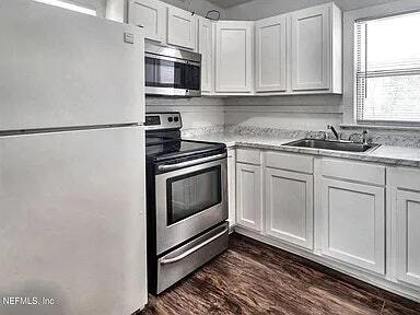 Foto del edificio - 1671 W 35th St