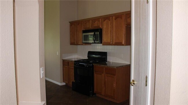Building Photo - 5500 Catsby Ct