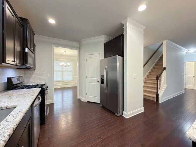 Foto del edificio - 7336 Birchshire Dr