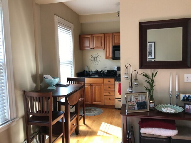 Building Photo - 34 G St