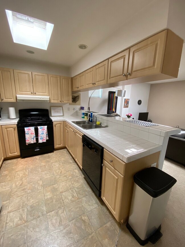 View of the kitchen and living room - 1322 Garnet Ave