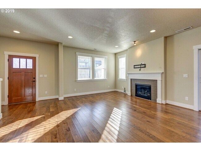 Foto del edificio - 461 SW 200th Ave