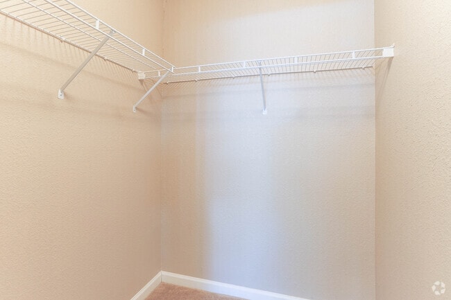 2BR, 2BA - River - Waterbrook