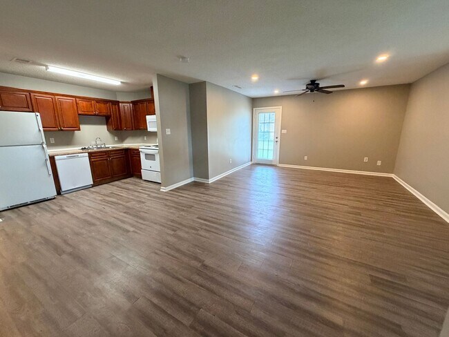 Foto del edificio - 4 Bedroom 2 bath Home in Valdosta, GA