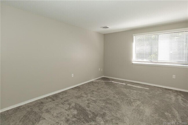Building Photo - 47 Avonwood Rd