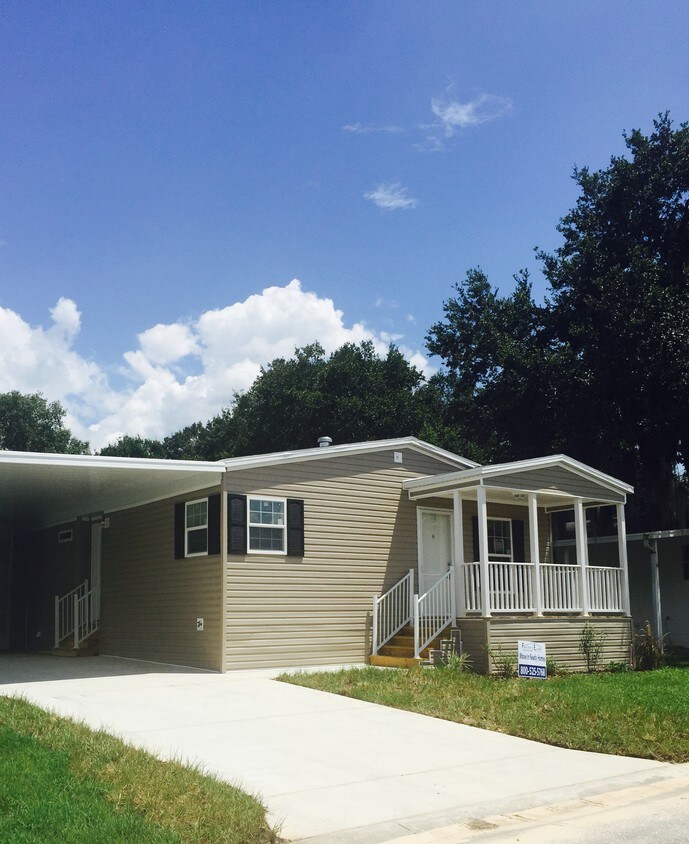 Primary Photo - 3220 Sunset Oaks Dr