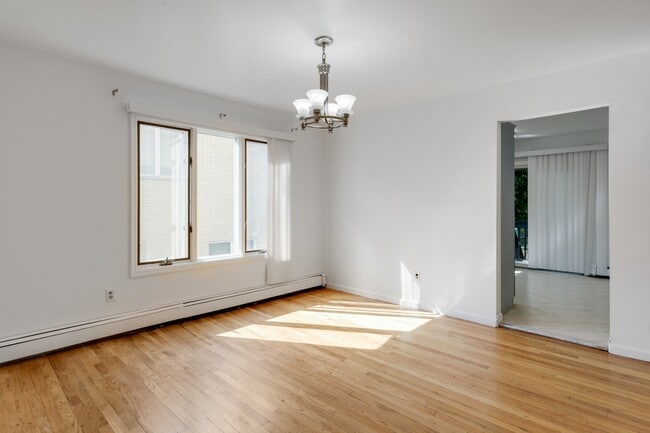 Building Photo - 420 Myrtle Ave