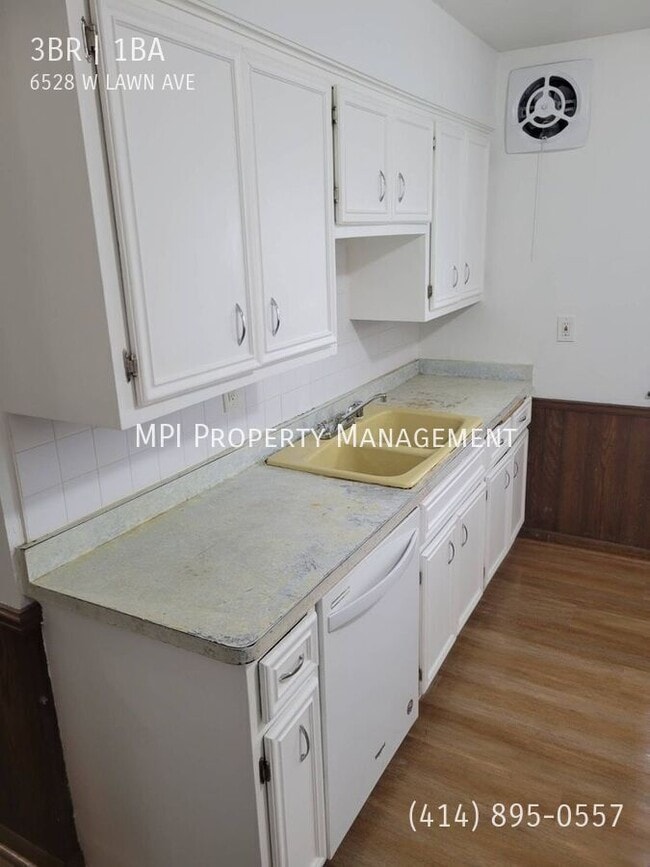 Foto del edificio - 6528 W Lawn Ave