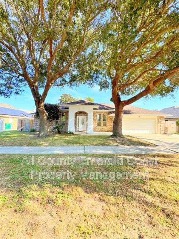 Building Photo - 181 Kel-Wen Cir