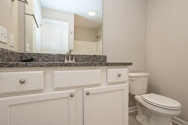 Foto del edificio - 3368 Glenbrook Cir S