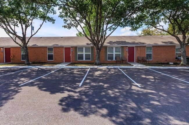 Foto del edificio - 401 Hwy 95