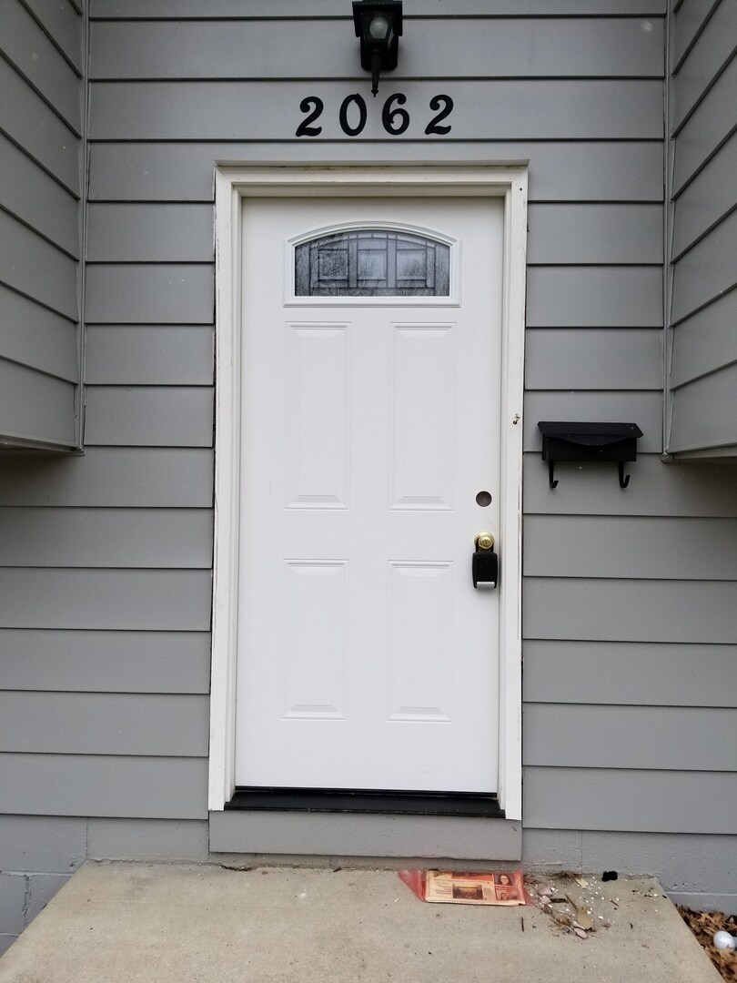 2062 Elm Trace St Youngstown, OH 44515 – photo 2