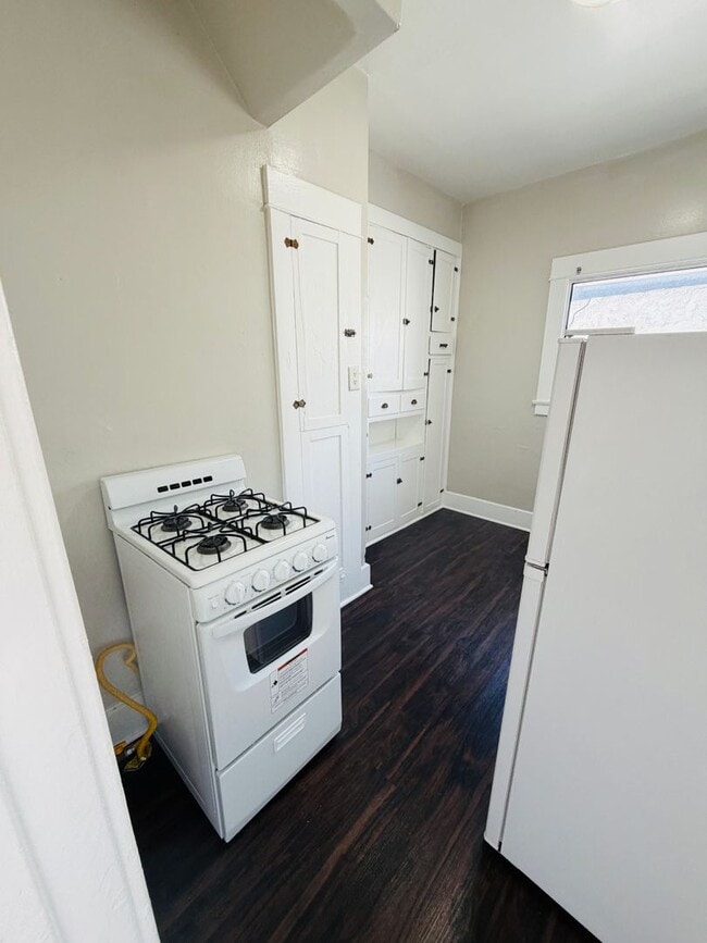 Building Photo - 309