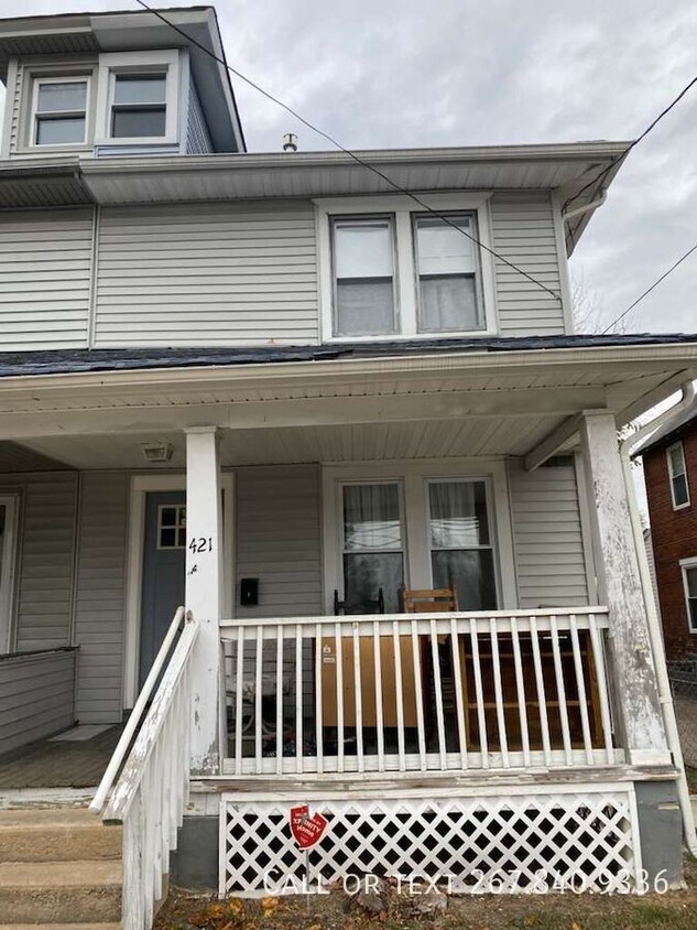 Foto principal - 421 Bridgeboro St