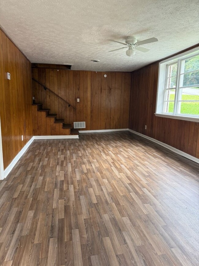 Photo - 8195-8195 Spillers Dr SW Apartment