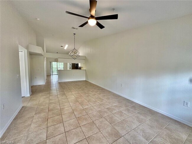 Foto del edificio - 25735 Lake Amelia Way