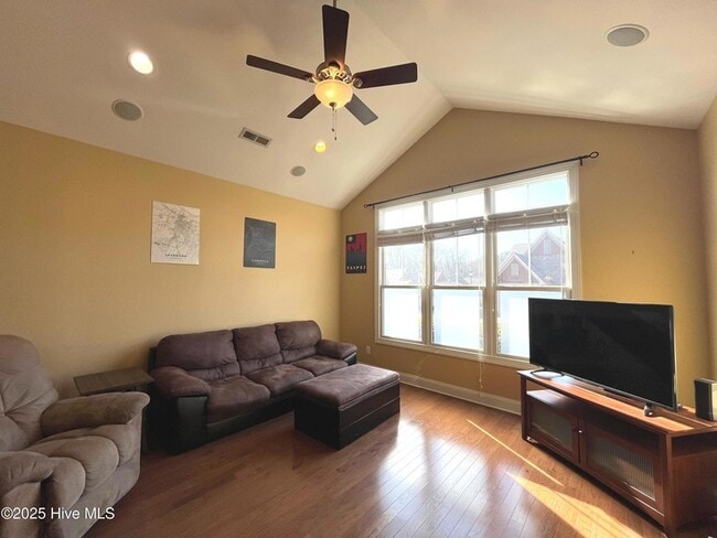 Foto del edificio - 31 Elk Ridge Ln