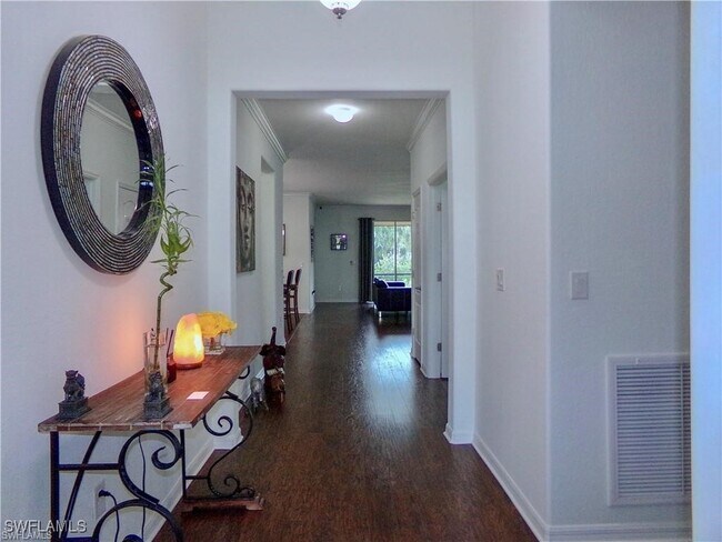 Foto del edificio - 2338 Heydon Cir E