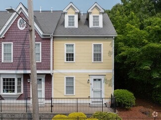 Building Photo - 40 Brattle St
