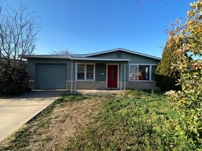 Building Photo - 1902 Webster St