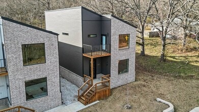 Building Photo - 479 S Happy Hollow Rd