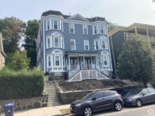 Building Photo - 108 Hyde Park Ave