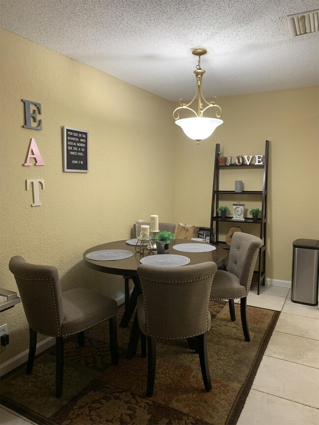 Foto del edificio - 8601 NW 35th St