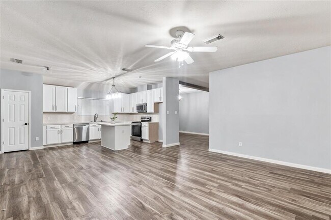 Foto del edificio - 16535 Cypress Bridge Dr