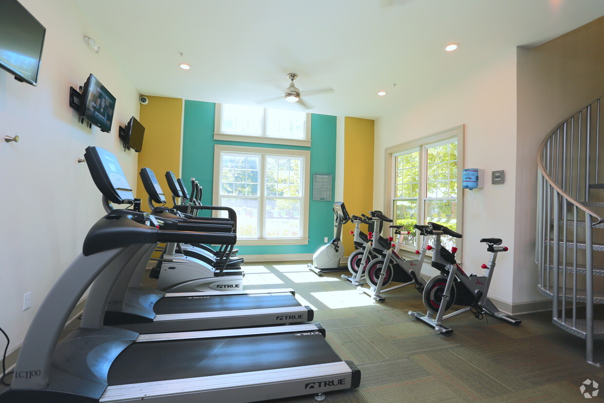 Flats at North Springs 6850 Peachtree Dunwoody Rd Sandy Springs, GA