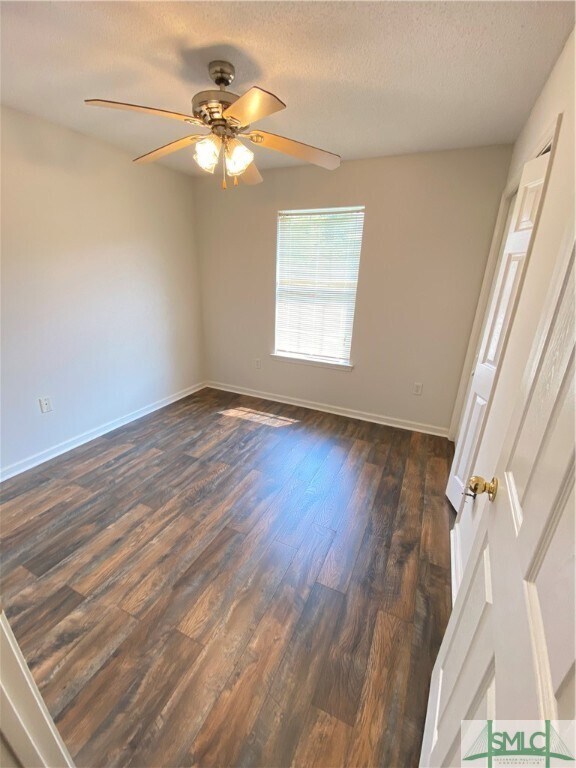 Building Photo - 1007 Towne Pk Dr